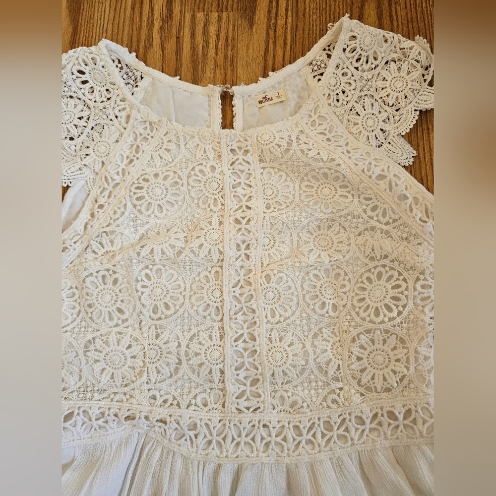 Kid's hollister women’s beige dress size 3 lace top side zip - Picture 3 of 12